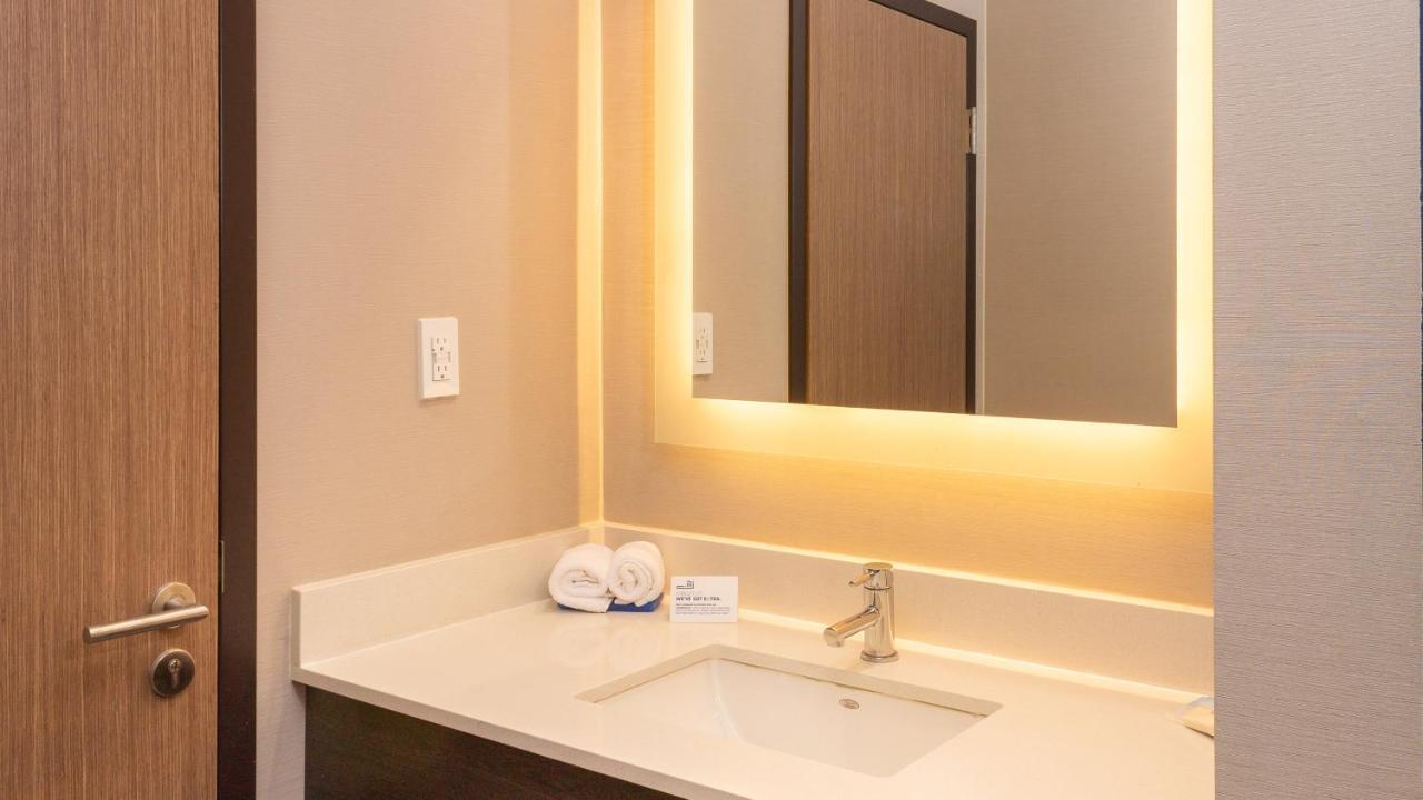 Holiday Inn Express & Suites - Tijuana Otay By Ihg מראה חיצוני תמונה