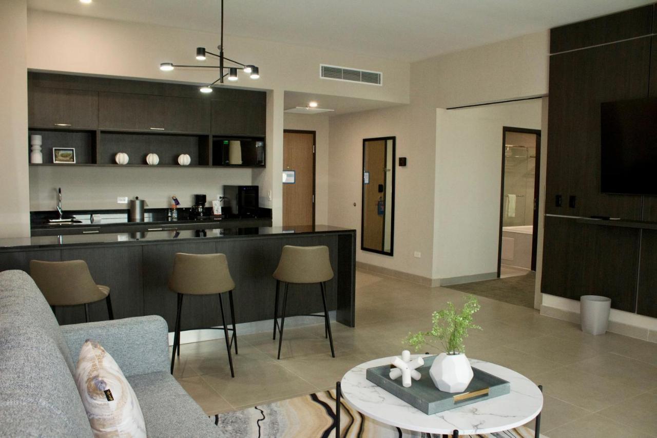 Holiday Inn Express & Suites - Tijuana Otay By Ihg מראה חיצוני תמונה